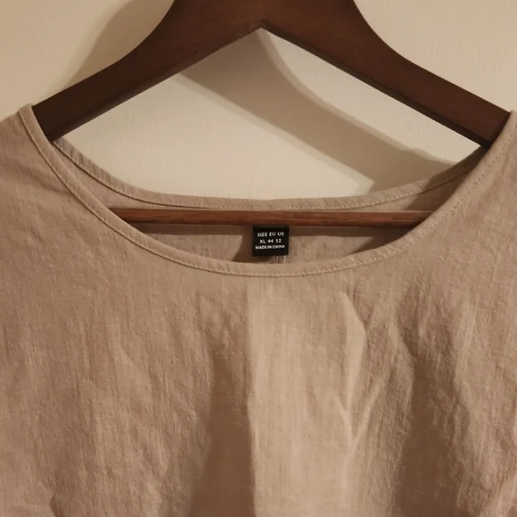 Uniqlo Tan Relaxed 3/4 Sleeve Blouse - Picture 3 of 5
